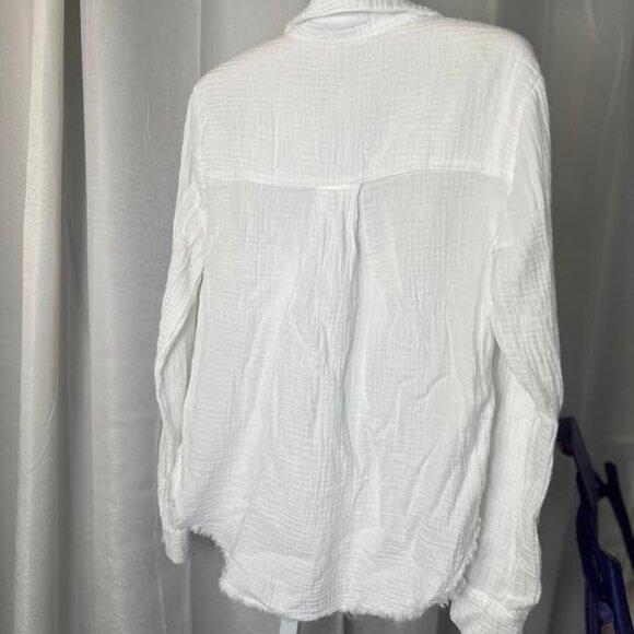 Mododoc Gauze Long Sleeve Shirt with Raw Edges in White - Size M - Picture 5 of 7